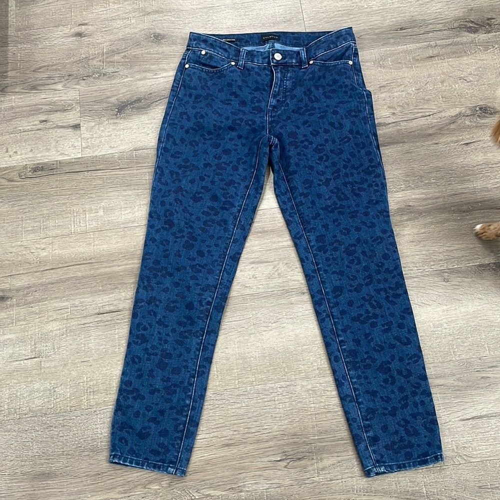 EUC Talbots Ankle Slim Blue Jeans with Animal Print Size 4